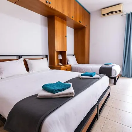 Spacious Bay View With Balcony By Homely! Apartment Mellieħa